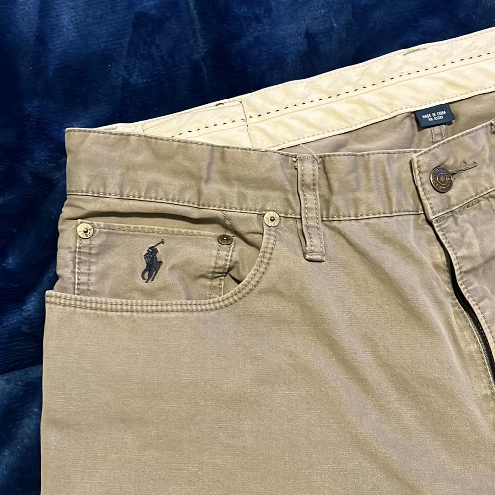 Men’s 36x32 olive color chino dress pants
